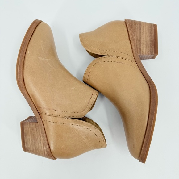 Nisolo Women's Mia Ankle Bootie in Almond Size 6 - Picture 6 of 13